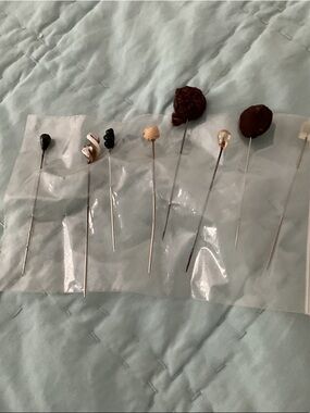 HAT PINS - Vintage